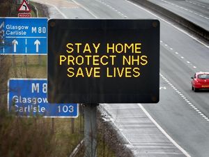 Supporting image for story: Londoners on walking jaunt in Wales stopped by police