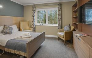 Elegantly decorated, en-suite bedroom at Stowe Mount