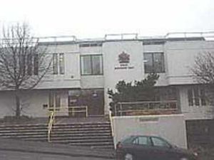 Supporting image for story: 'Bored' teenage girls cause £11k damage to 24 cars