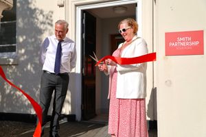 Councillor Lyn Sharpe cuts the ribbon