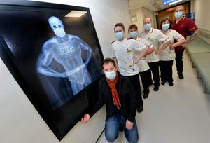 Gallery owner Jonathan Soden with L-R: Graham Kelly, Sue Boyd, Mark Sumner, Alison Cook and Henry Williams