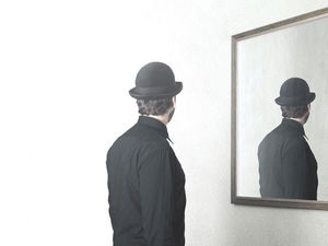 Supporting image for story: Here’s why we don’t need eyes in the back of our heads