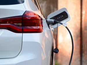 Supporting image for story: Sales of electric vehicles could almost double in 2022