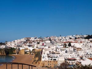 Supporting image for story: Sister pays tribute to drowned Briton who ‘died trying to save his friend’