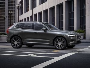 Supporting image for story: The new Volvo XC60 brings Scandinavian style and supreme comfort to family SUV market