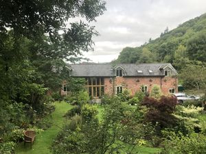 The Old Pottery, Llansantffraid
