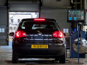 Supporting image for story: MOT test could be extended to ease cost of living crisis