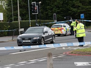 Supporting image for story: Arrest after pedestrian hit by car taken to hospital with serious injuries