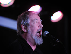 Supporting image for story: Music stars pay tribute to Buzzcocks singer Pete Shelley