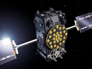 Supporting image for story: UK warns Brussels it will pay price for excluding it from satellite project
