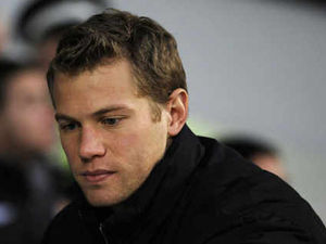 Supporting image for story: Jonathan Spector signs deal at Blues