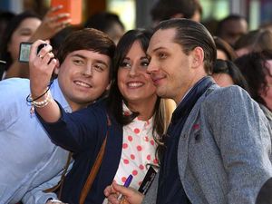 Supporting image for story: Red carpet selfies with star Tom Hardy