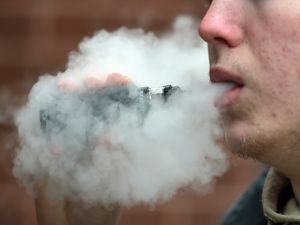 Supporting image for story: Vaping and smoking in playgrounds and outside schools may be banned – Streeting