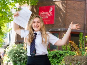 Supporting image for story: Teenager who researched medical cannabis to study at Oxford