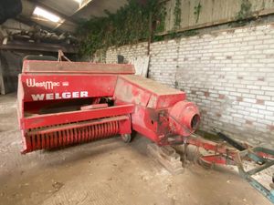 A West Mac Welger AP 630 conventional baler sold for £5,500.