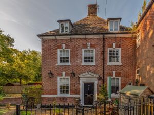 Supporting image for story: Historic home of Bridgnorth's last boatbuilder gets a new lease of life
