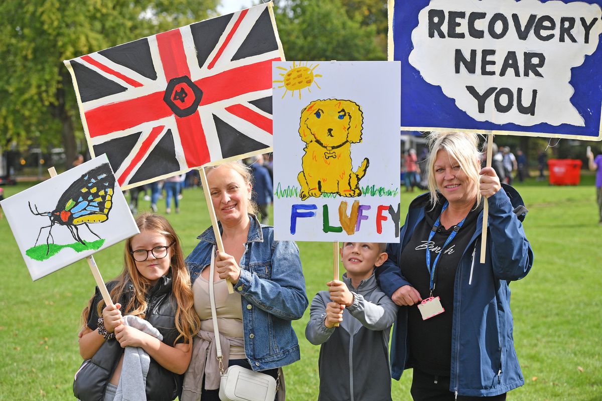 8 pictures from Wolverhamptons Recovery Walk