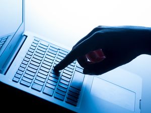 Supporting image for story: Media faces existential threat from ‘thieving’ AI, ministers warned