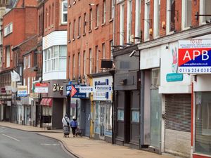 Supporting image for story: Chancellor says economy ‘stuck’ as Treasury reviews business rates cliff edges