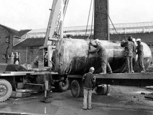 Supporting image for story: This week's pictures from the past