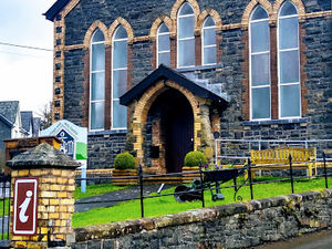 A Welsh Service will be held at 2pm at the Llanwrtyd Heritage Centre on Sunday, March 23