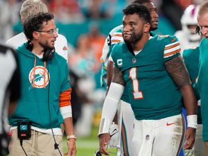 Supporting image for story: Buffalo Bills ease to victory as Tua Tagovailoa suffers concussion