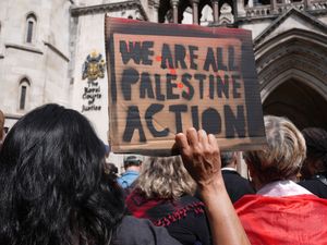 Supporting image for story: Another 60 people to be prosecuted for ‘showing support for Palestine Action’