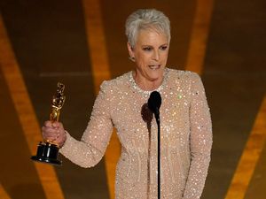 Supporting image for story: Jamie Lee Curtis wins first Oscar for Everything Everywhere All At Once