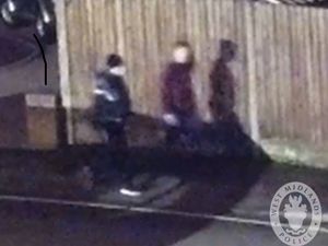 Supporting image for story: Stuart Roe: CCTV of key witnesses released after Halesowen murder 
