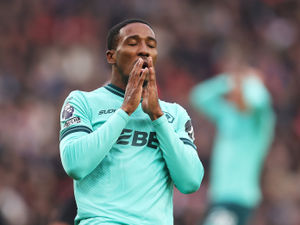 Supporting image for story: Wolves Fans' Verdict v Sunderland: A miserable day in Wolves' battle against the drop