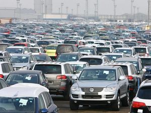 Supporting image for story: New car average CO2 emissions hit highest level in five years