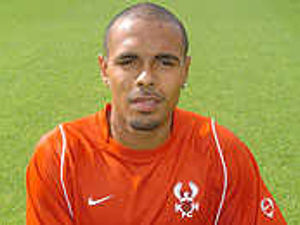 Supporting image for story: New boy ready to settle