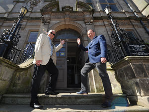 Supporting image for story: Trio of former mayors stand down from Oswestry Town Council