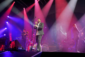 Supporting image for story: Review: Elbow at Birmingham NIA
