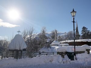 Supporting image for story: Mercury plunges to minus 23C on coldest UK night in more than 25 years