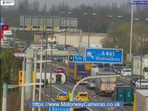Supporting image for story: Drivers warned of major disruption after crash on M6 near Wednesbury