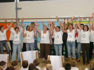 Supporting image for story: Farewell Oakland school - in pictures
