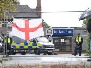 Supporting image for story: Ministers face backlash after Epping asylum hotel injunction overturned