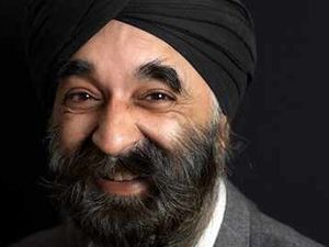 Supporting image for story: West Bromwich leaders 'confident' over town's future DESPITE being in top 10 in country for empty shops