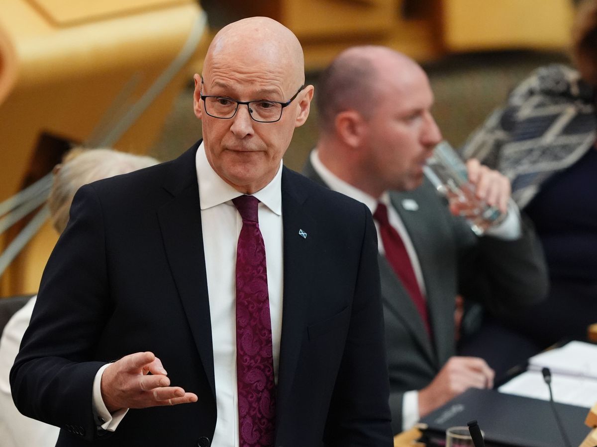 Swinney expresses &lsquo;horror&rsquo; at Manchester synagogue attack