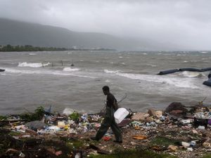 Supporting image for story: British woman living in Jamaica says Hurricane Melissa has been ‘terrifying’