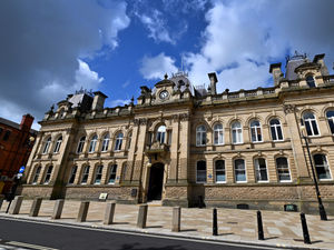 Supporting image for story: Accused Darlaston pair arrested on firearms and drugs charges given bail