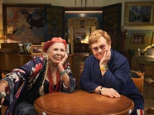 Supporting image for story: Joni Mitchell to top Grammy performances with history-making set