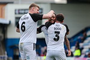 Montel Gibson Scores for Telford - Ashley Griffiths - Grifftersworld Photography.