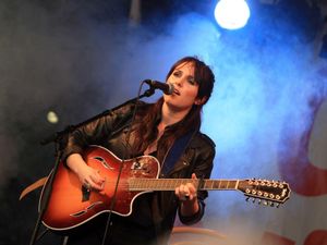 Supporting image for story: Singer Sandi Thom: 2006 chart hit ‘feels like yesterday’