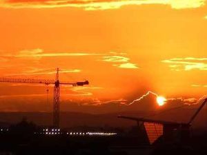 Supporting image for story: Striking sunset in Wolverhampton captured by reader Paul