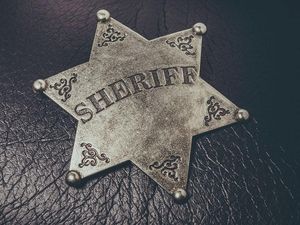 Supporting image for story: There’s a really weird sheriff meme taking over Twitter and it’s glorious