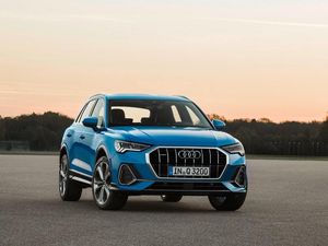 Supporting image for story: Audi lifts the lid on second-generation Q3