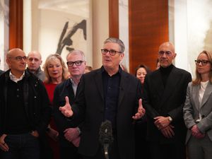 Supporting image for story: Starmer meets with Xi Jinping in bid for ‘more sophisticated’ China ties