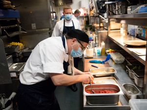 Supporting image for story: Furlough scheme close fails to derail UK jobs recovery